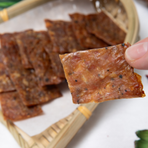 CERDO SECADO CON PIMIENTA NEGRA 60G